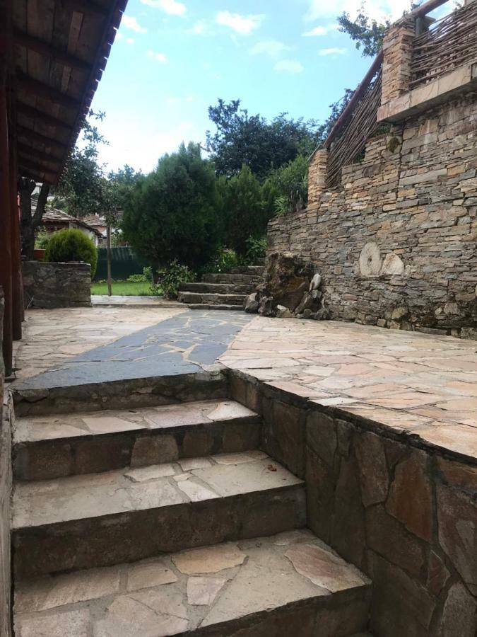 Dolen  Sharkov Guest House מראה חיצוני תמונה