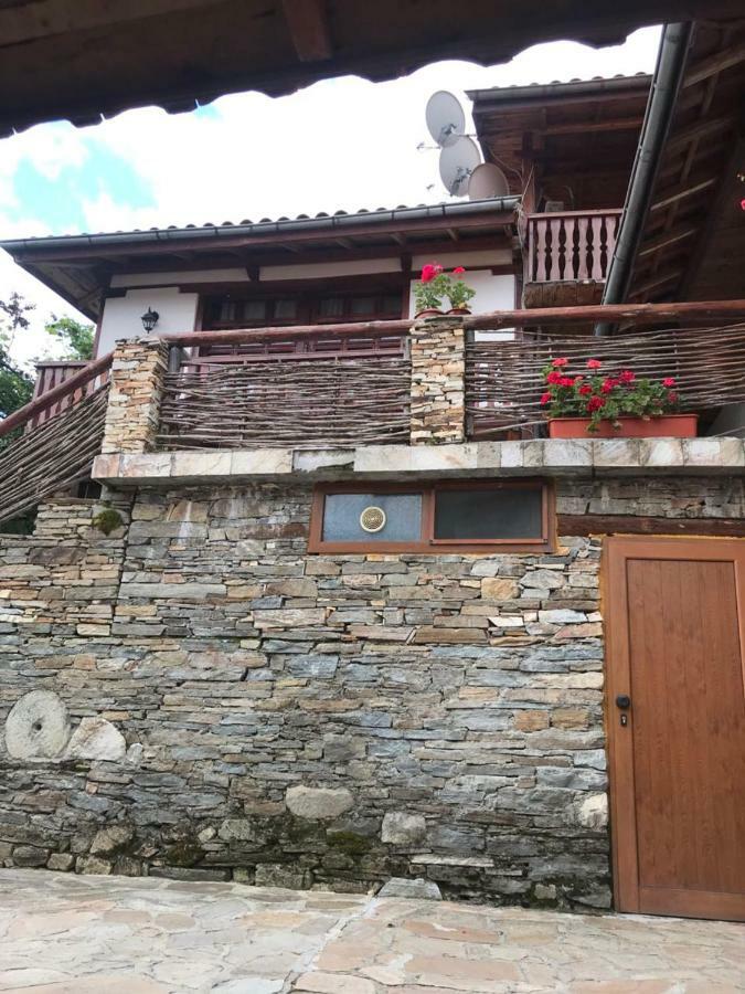 Dolen  Sharkov Guest House מראה חיצוני תמונה